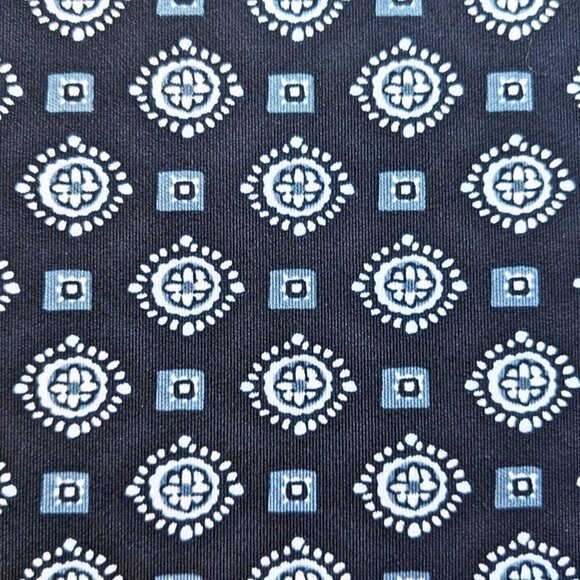 ABERCROMBIE & FITCH Navy Geometric Princess Seam Scuba Skater Mini Dress Sz XS - Picture 2 of 6